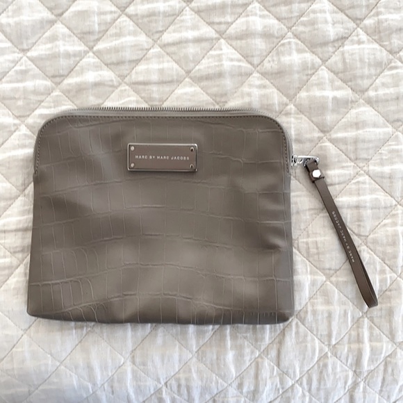 Marc by Marc Jacobs iPad case - Picture 1 of 7